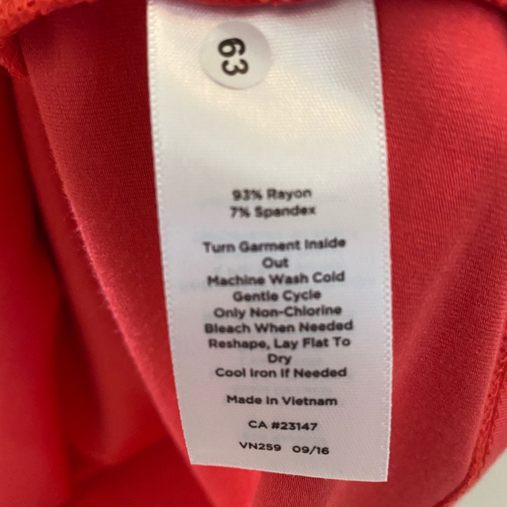 Talbots short sleeve tee with scoop neck - Picture 3 of 4